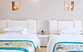 Yoyo International Apartment